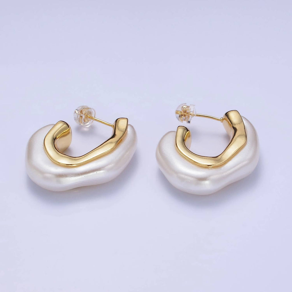 Shell Pearl Earrings