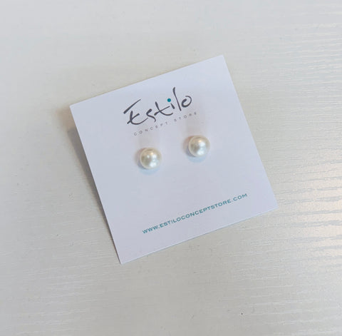 Single Pearl Earring Studs