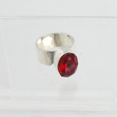 Red Swarovski Crystal Ring - Estilo Concept Store