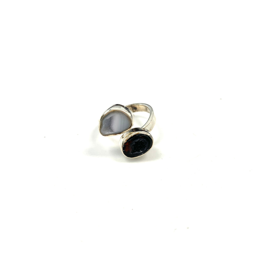 Double Small Geode White - Black Silver Ring