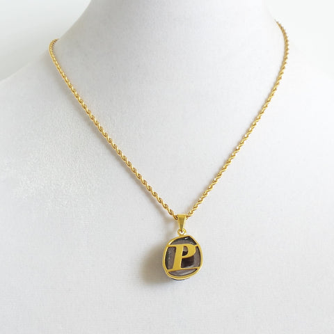 Gold Geode Initial Necklace - Estilo Concept Store